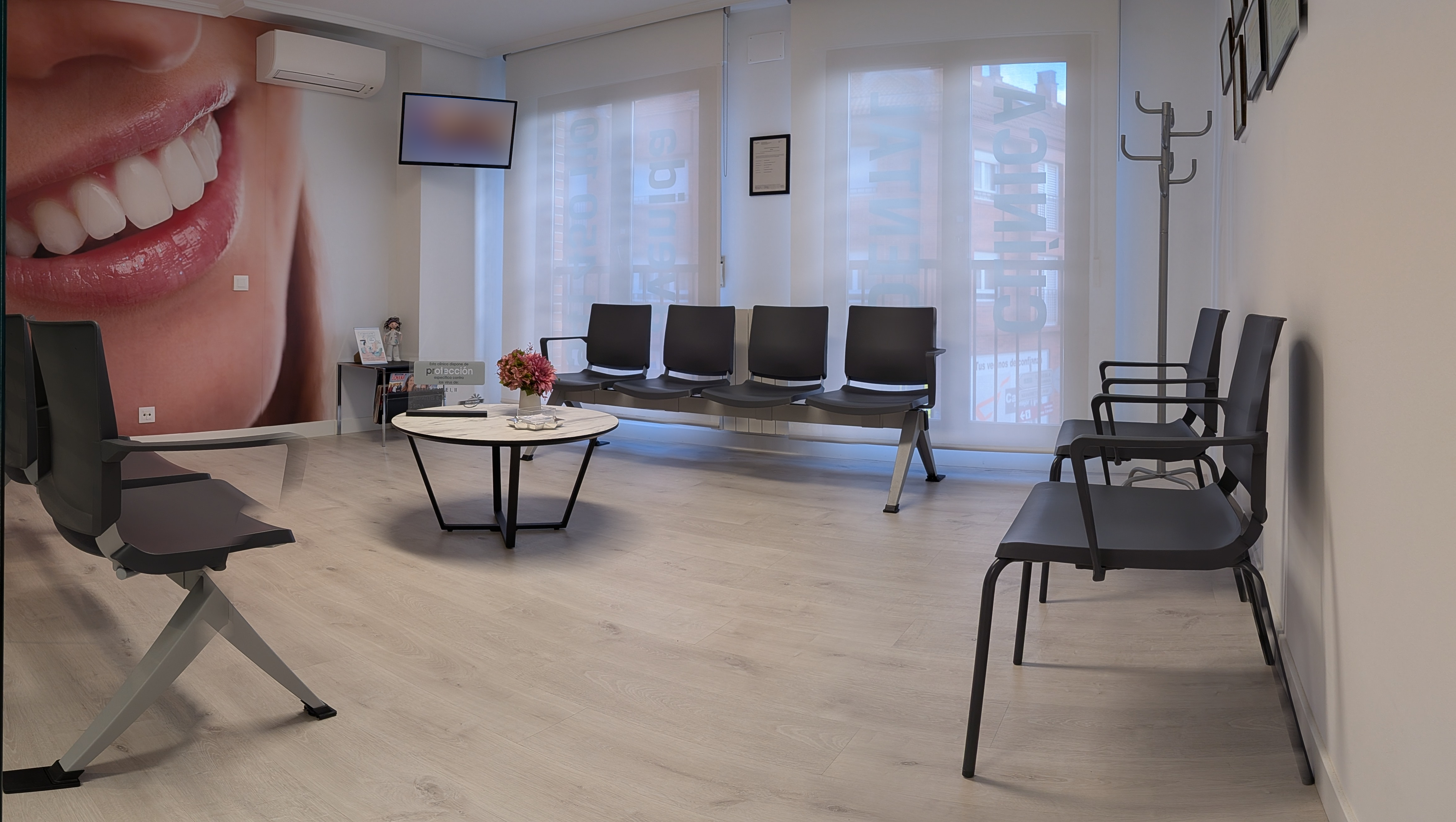 Sala de espera de la clínica